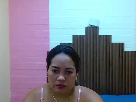 Bella_Summers_ from StripChat is Freechat