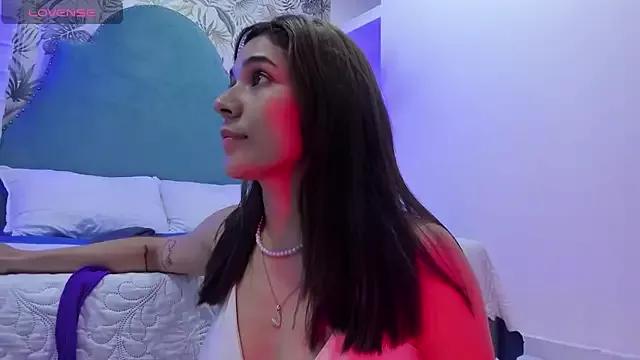 Bellaa_becca from StripChat