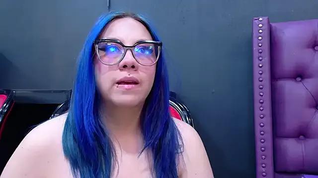 BellaBarness from StripChat is Freechat