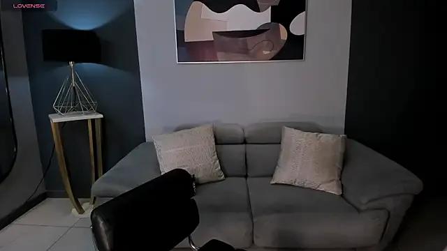 BellaConnorX from StripChat is Freechat