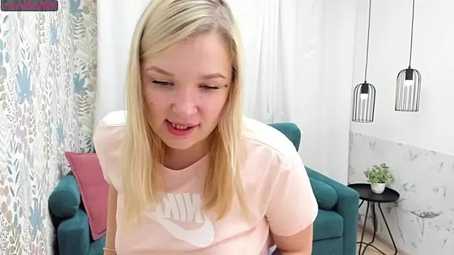 BellaDreamy from StripChat