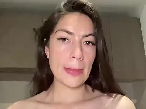 BellaMaserati from StripChat is Freechat