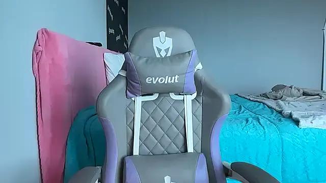 bellana20 from StripChat is Freechat