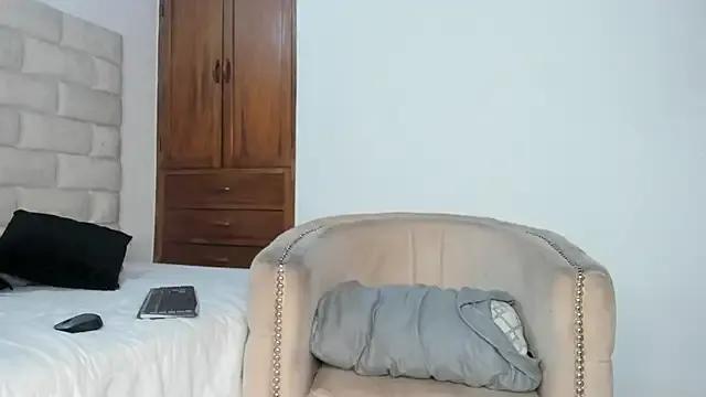 BennBrown from StripChat is Freechat