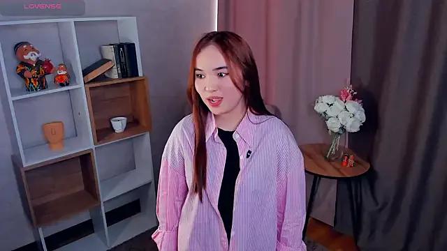 BetseyLaszlo from StripChat is Freechat