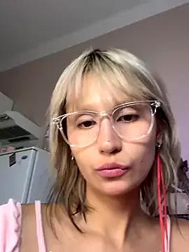 Checkout girls naked models with similar nickname. Cute sexy Free Models.