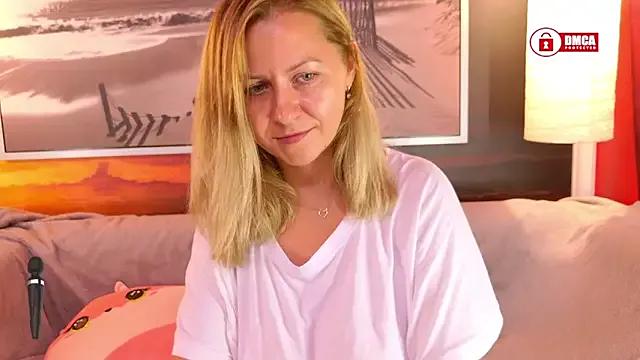 BigBoobsARRI from StripChat