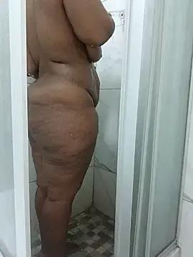 Bigboobsbooty from StripChat is Freechat