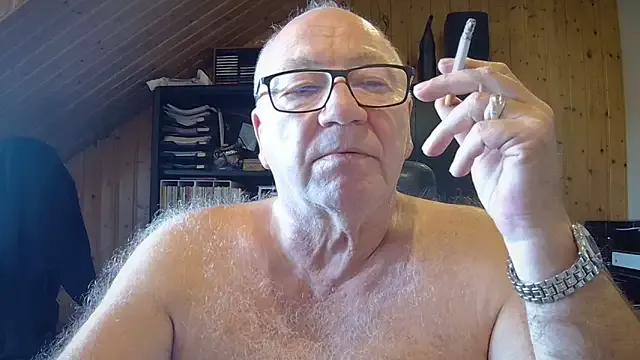 Biggandybig from StripChat