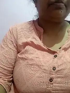 bitch-horny from StripChat is Freechat