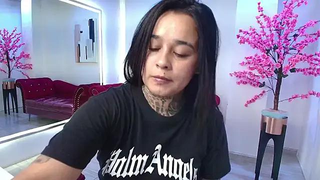 Black_roseee from StripChat is Freechat