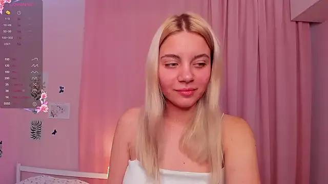 BlissBoardley from StripChat is Freechat