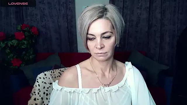 Blonde_lola444 from StripChat is Freechat