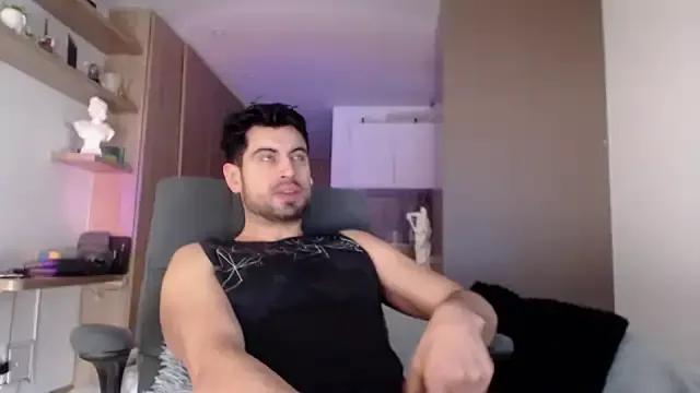 bradley_muscle from StripChat is Freechat
