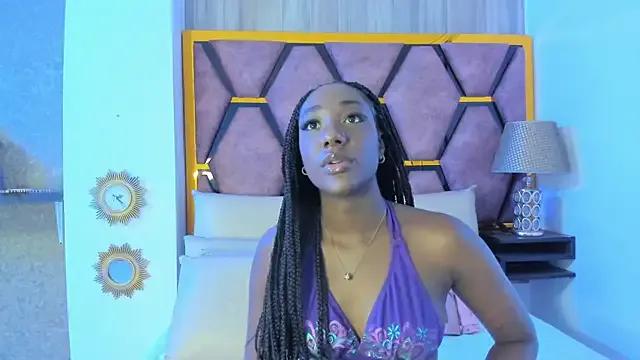 BritneyWalkers from StripChat is Freechat