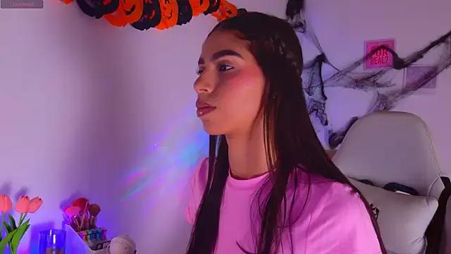 BrunetteAdams001 from StripChat is Freechat