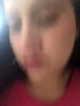 BrunnetAri_ from StripChat is Freechat