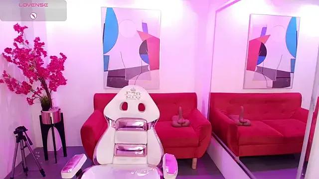 Bunnie_star from StripChat is Freechat