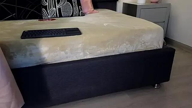 Checkout girls naked models with similar nickname. Cute sexy Free Models.