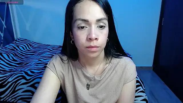 CallmeAmber from StripChat is Freechat