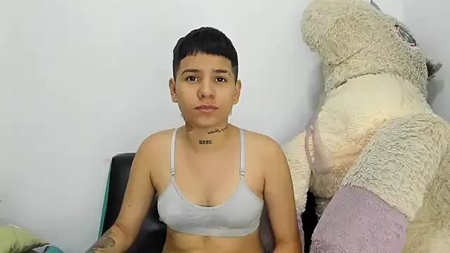 cami_hots from StripChat is Freechat