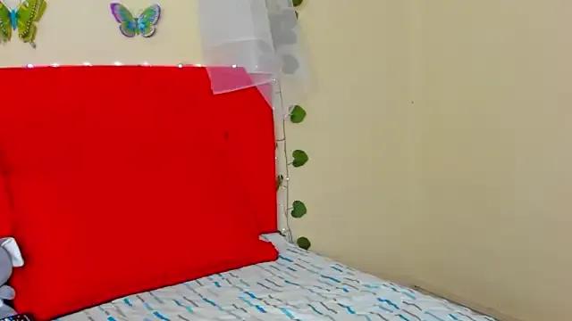 camila_collins7 from StripChat is Freechat