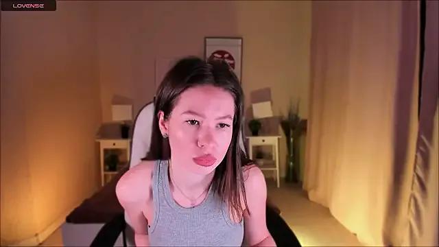 Cammila_Cute from StripChat is Freechat