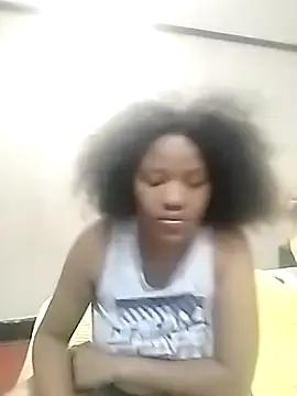 CaramelBoootie from StripChat is Freechat