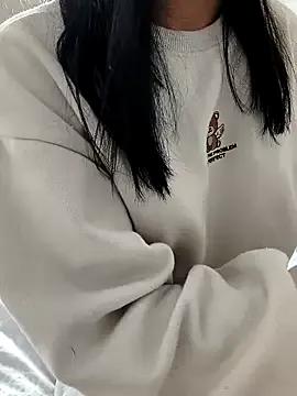 carlina28 from StripChat is Freechat