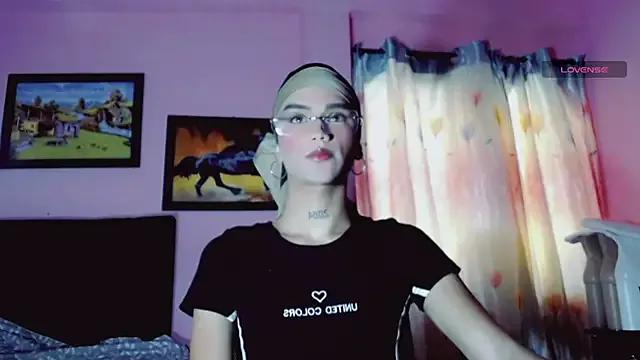 Carly_rae1 from StripChat is Freechat