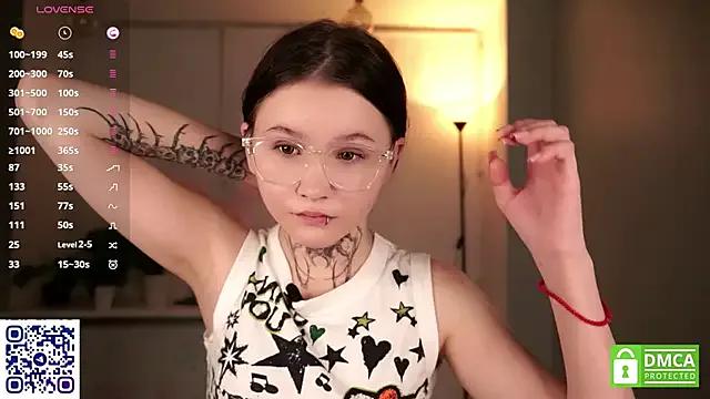 CaroleMyers from StripChat is Freechat