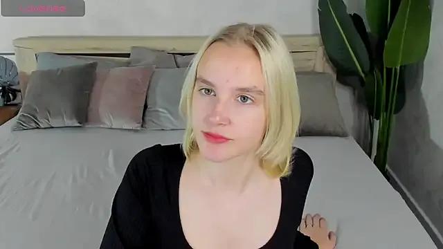 Checkout girls naked models with similar nickname. Cute sexy Free Models.