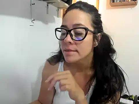 caroline_47 from StripChat is Freechat