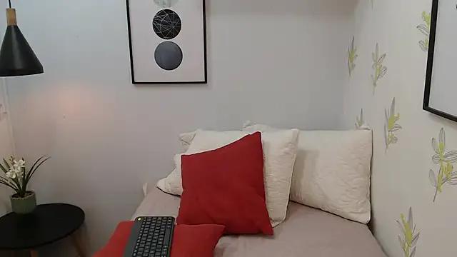 carolinemoretti from StripChat is Freechat