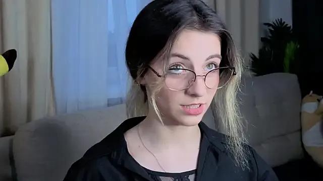 Checkout girls naked models with similar nickname. Cute sexy Free Models.