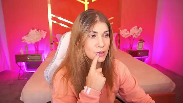 CassandraGood from StripChat is Freechat