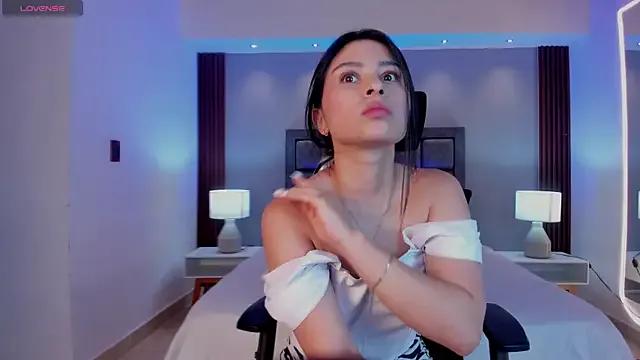 Catalina_Santhana from StripChat