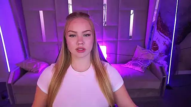 CelesteNoir from StripChat is Freechat