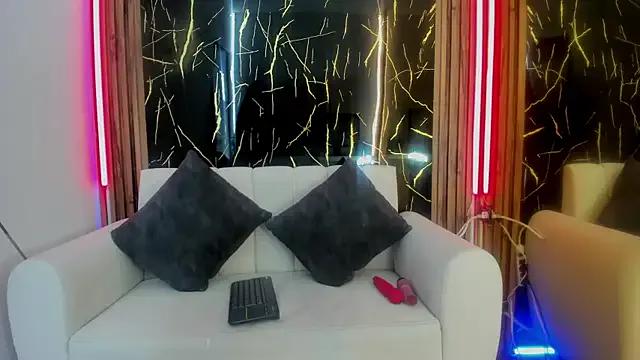 Charlotte_Skinny_aws from StripChat is Freechat