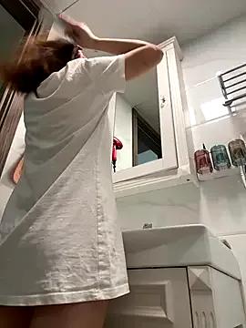 chick-888 from StripChat is Freechat