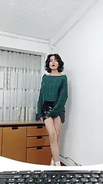 chloehanna from StripChat is Freechat