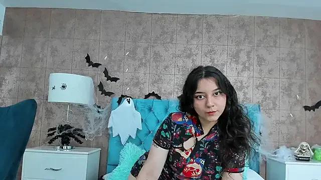 ChloeNoire from StripChat is Freechat