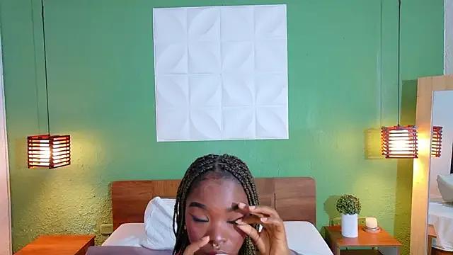 Chocolatte_dreams from StripChat
