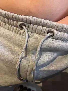 christophecamzzl from StripChat is Freechat