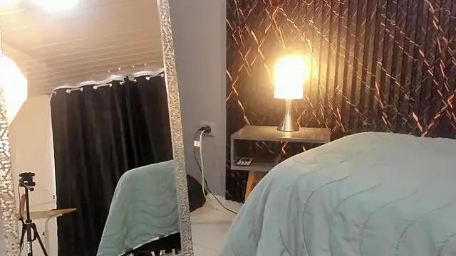 clara_heat from StripChat is Freechat