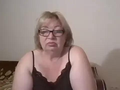 ClaranesaLove52 from StripChat is Freechat