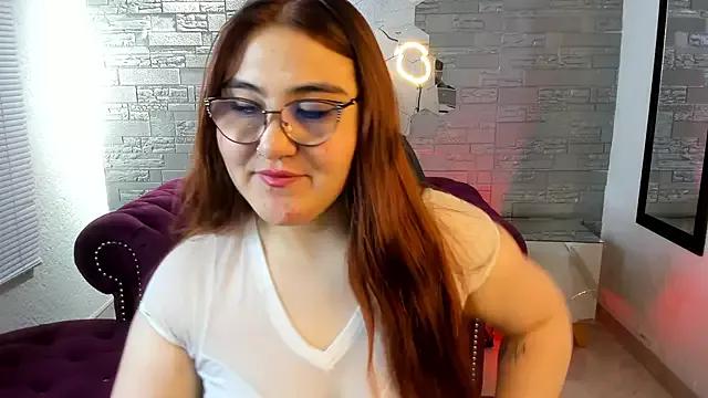 Conniejames_m from StripChat