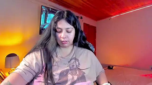 coraline_latin from StripChat is Freechat