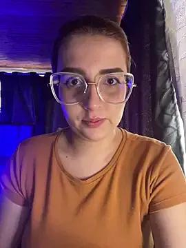 CoraVibes from StripChat is Freechat