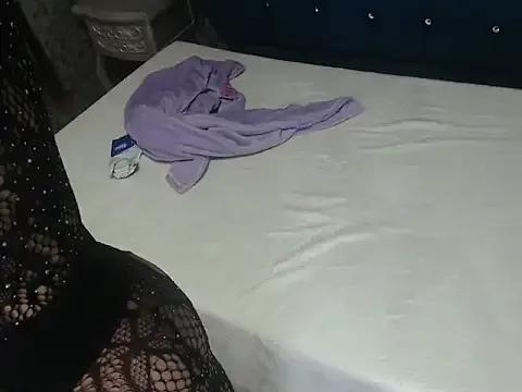 CrisstalPink from StripChat is Freechat